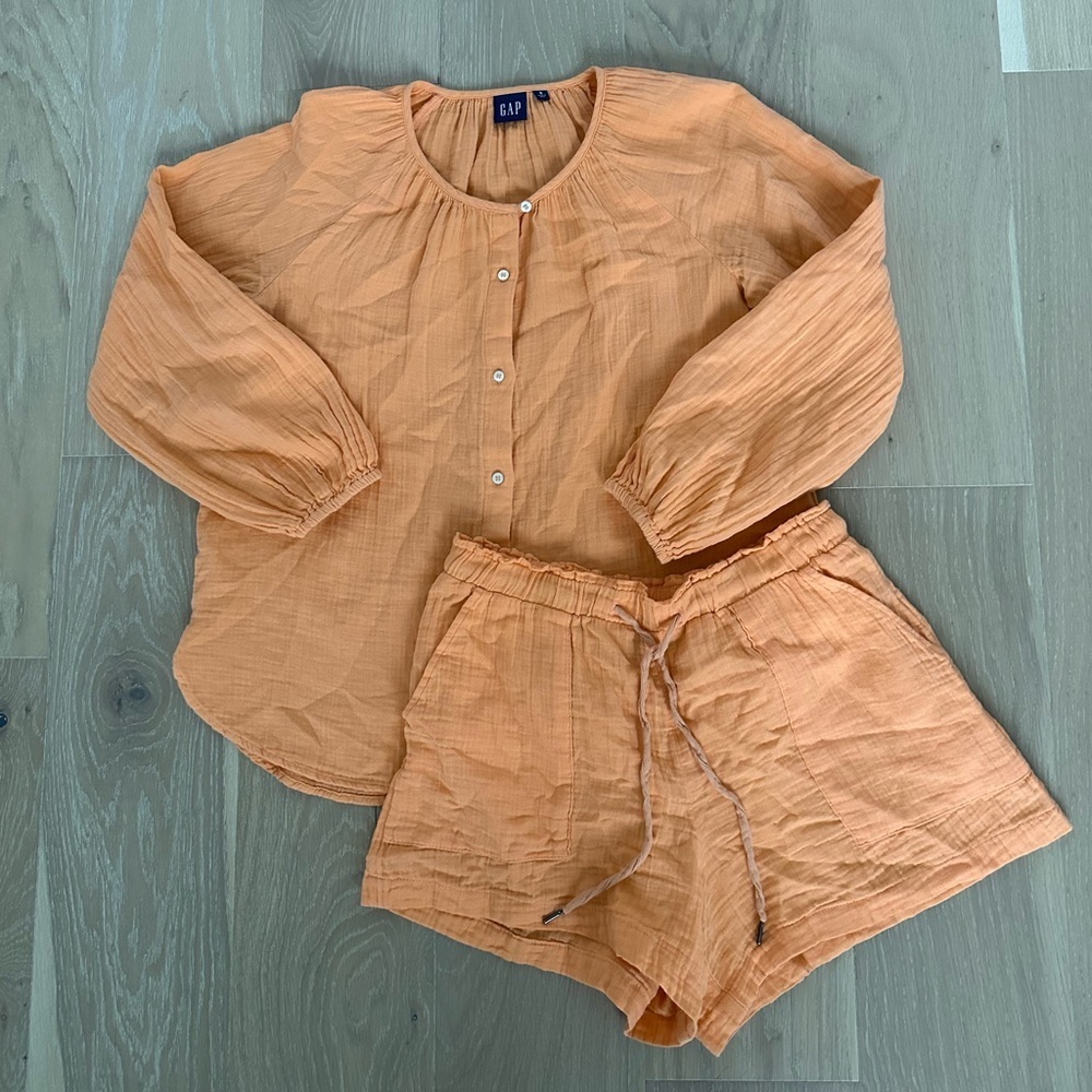 GAP Crinkle Gauze Boatneck Button Up Top Shorts Matching Set Cotton Size Small - Picture 4 of 10